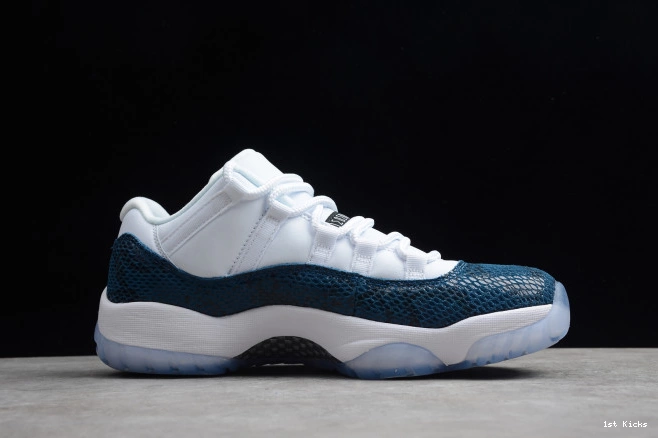 Low 11 Navy Snakeskin Air Jordan Blue CD6846-102 0819